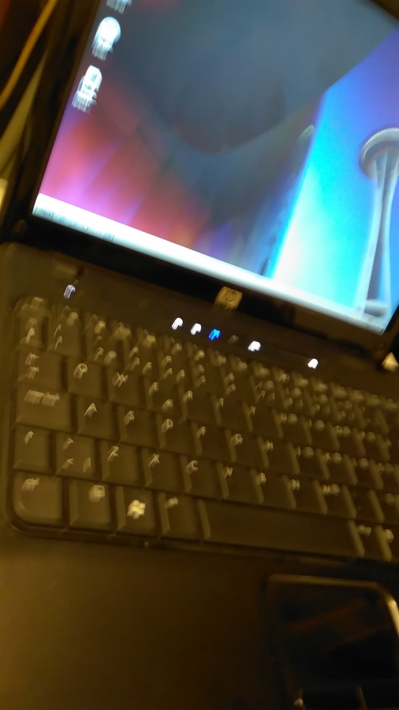 Ноутбук HP 2230S 2 ядра 2000 Mhz 2 Gb 150 hdd 12,1 dvd wi-fi camera Если по эк